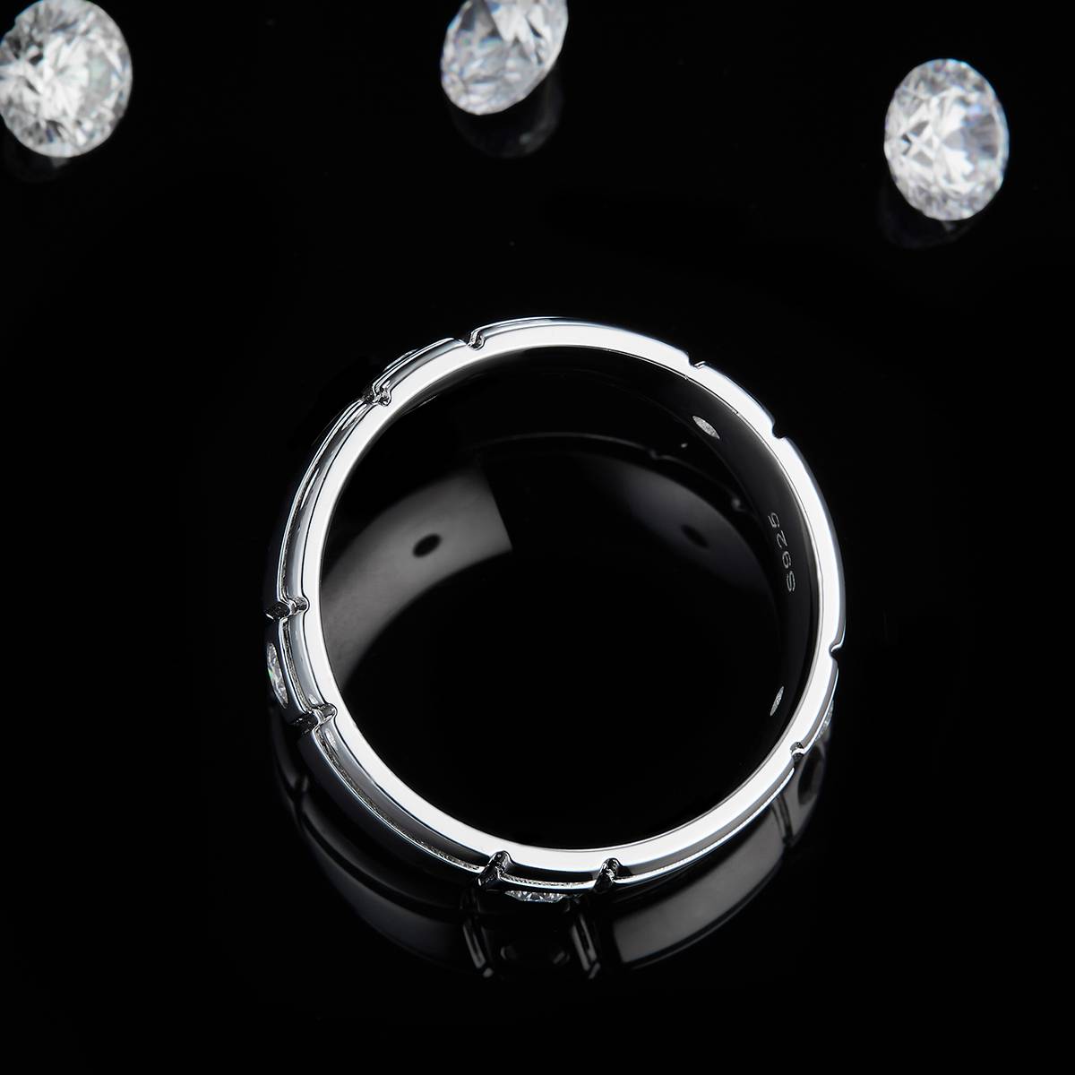 S925 Silver Plated Platinum Men's Ring Customized Selection Side Stone Moissanite 0.3ct