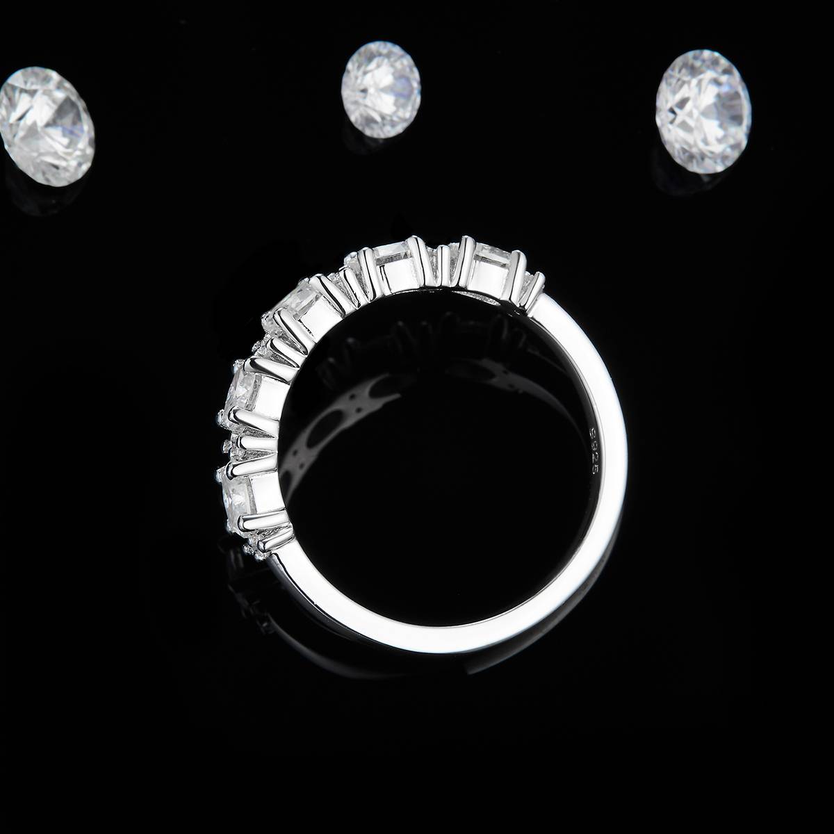 Oval Diamond Ring S925 Silver Plated Platinum Women's Ring Customized Selection Side Stone Moissanite 1.6ct