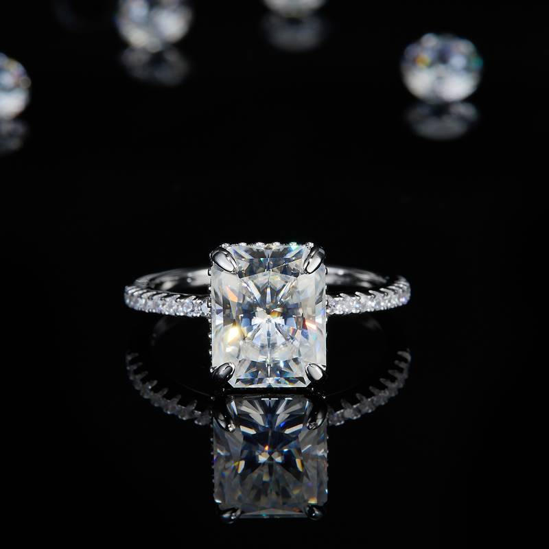 长方钻S925银镀白金女戒定制选款主石莫桑钻4.0ct/副石高碳钻
