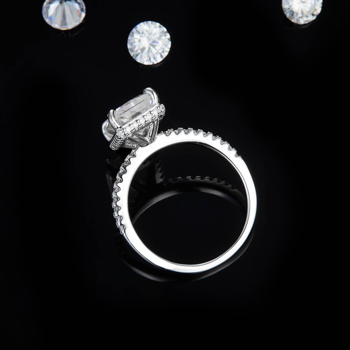 长方钻S925银镀白金女戒定制选款主石莫桑钻4.0ct/副石高碳钻