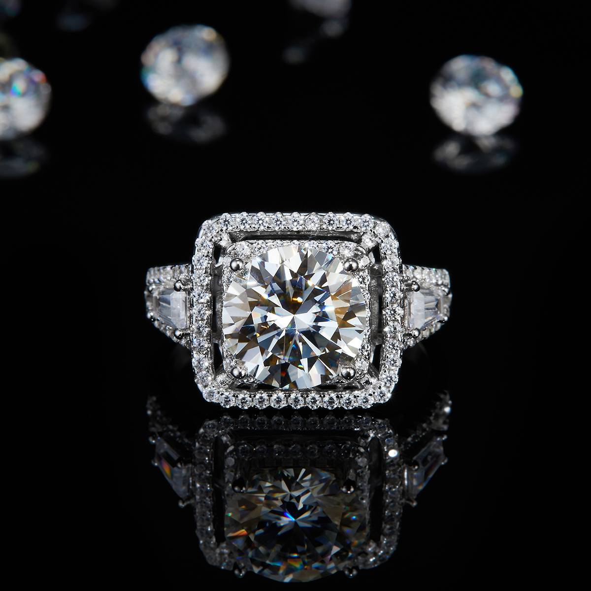 双层围镶方包圆钻女戒S925银镀白金定制选款主石莫桑钻3.0ct/副石高碳钻