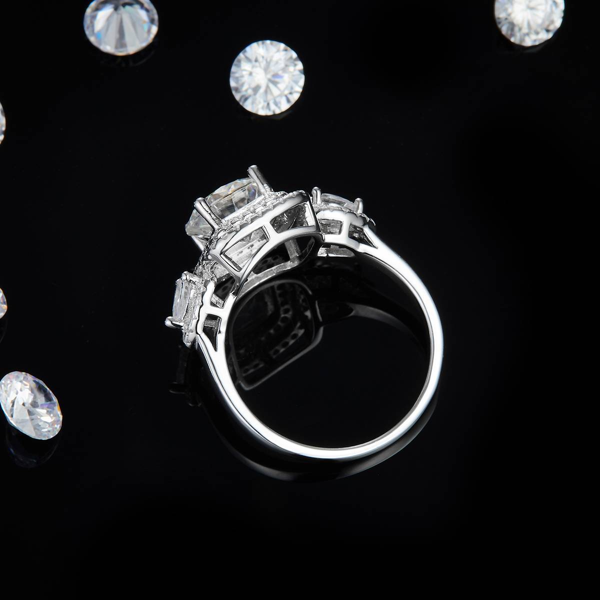 Luxury Square Package Round Diamond Women's Ring S925 Silver Plated Platinum Customized Selection Main Stone Moissanite 2.0ct/Side Stone Cubic Zirconia