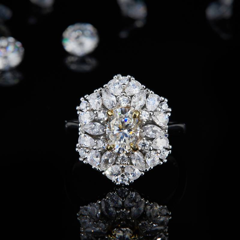 异形小钻围镶蛋形Women's RingS925银镀白金定制选款主石Moissanite1.0ct/副石高碳钻