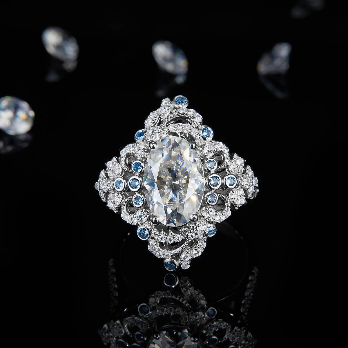 Light Luxury Full Diamond Four Leaf Clover Oval Women's Ring S925 Silver Plated Platinum Customized Selection Main Stone Moissanite 4.5ct/Side Stone Cubic Zirconia