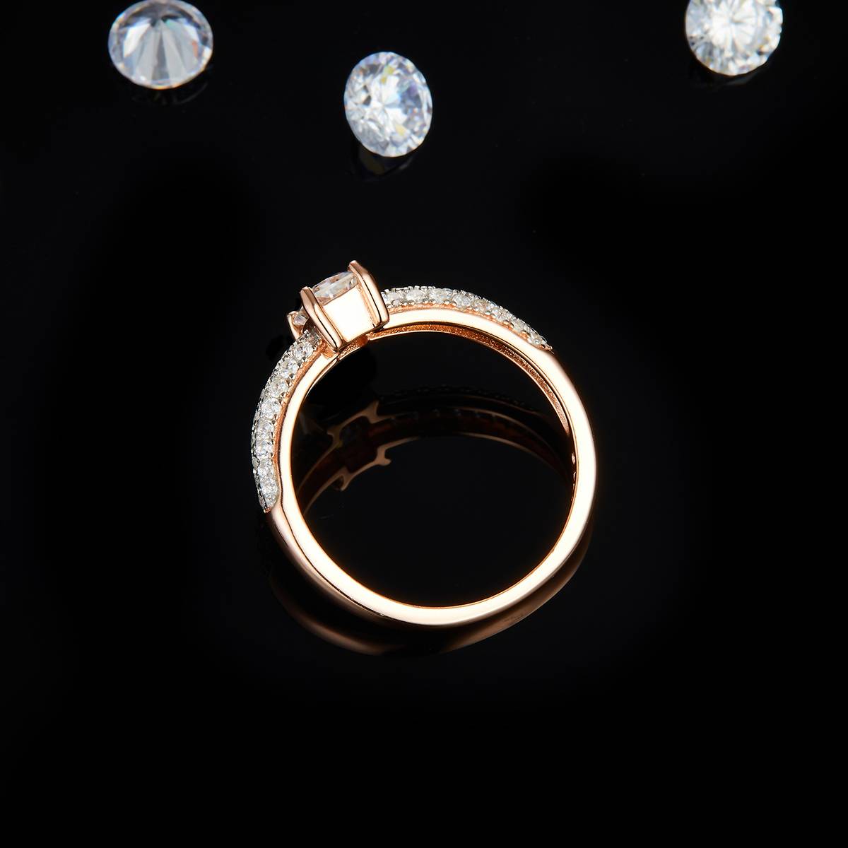 小方糖钻女戒S925银镀玫瑰金定制选款主石莫桑钻0.5ct/副石高碳钻