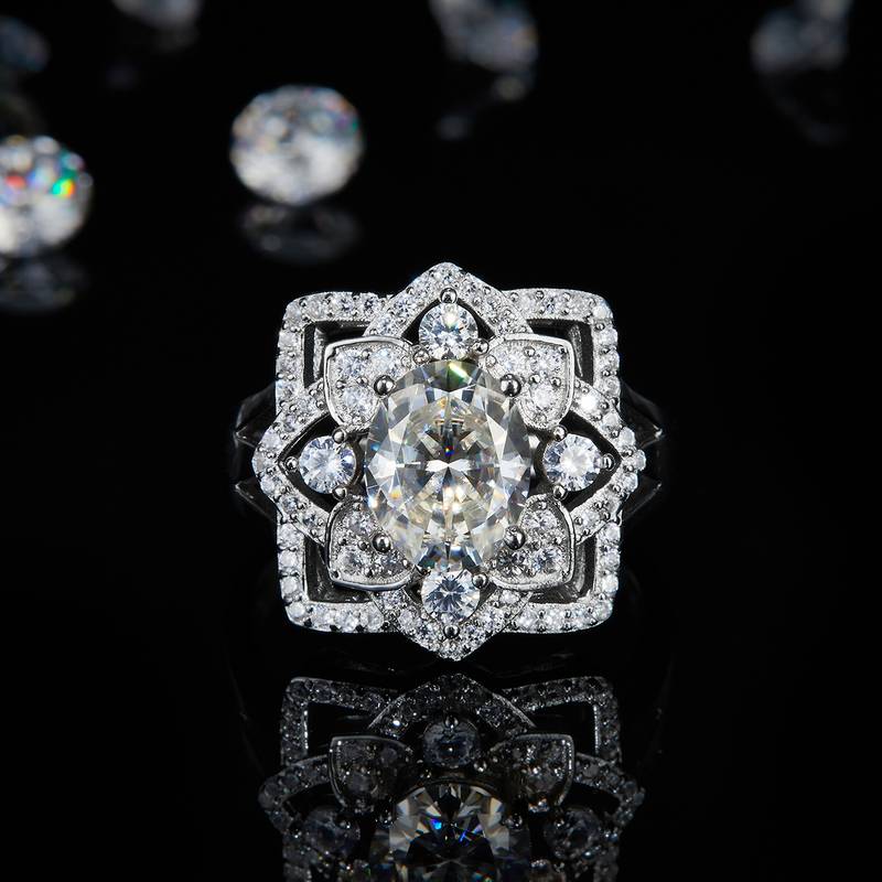 豪华花瓣圆钻Women's RingS925银镀白金定制选款主石Moissanite2.0ct/副石高碳钻