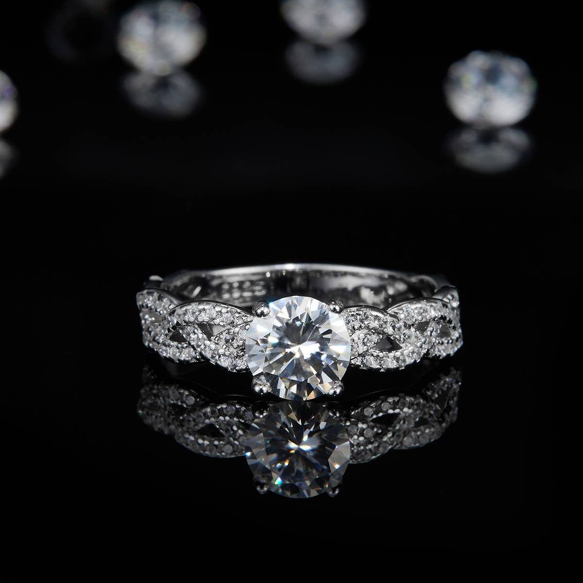 Twisted Arm Four Claw Round Diamond Women's Ring S925 Silver Plated Platinum Customized Selection Main Stone Moissanite 1.0ct/Side Stone Cubic Zirconia