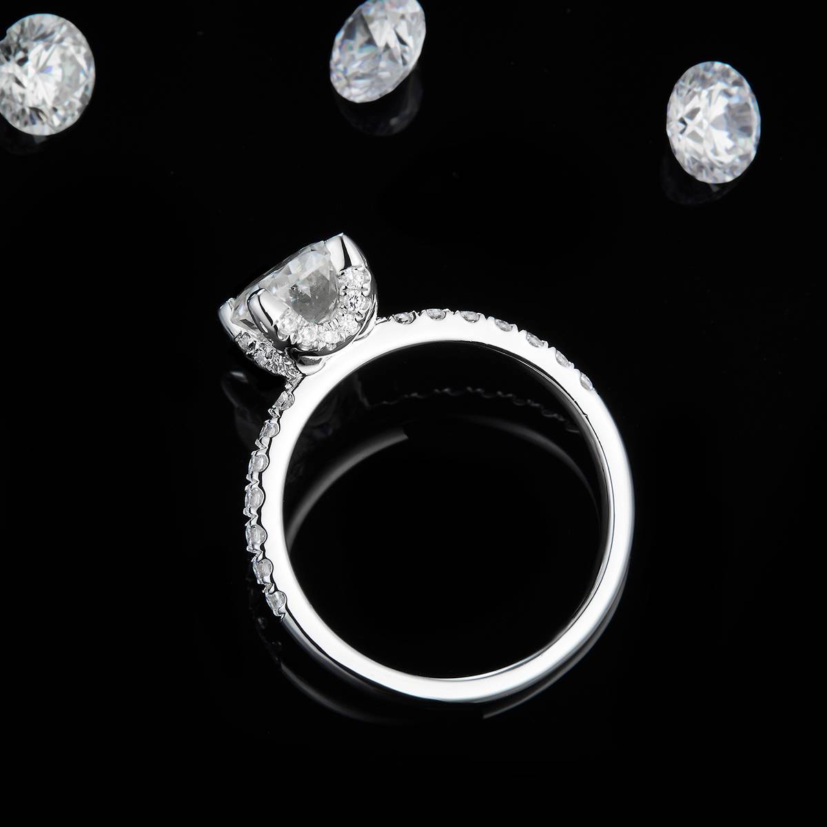 蛋形钻女戒S925银镀白金定制选款主石莫桑钻2.0ct/副石高碳钻