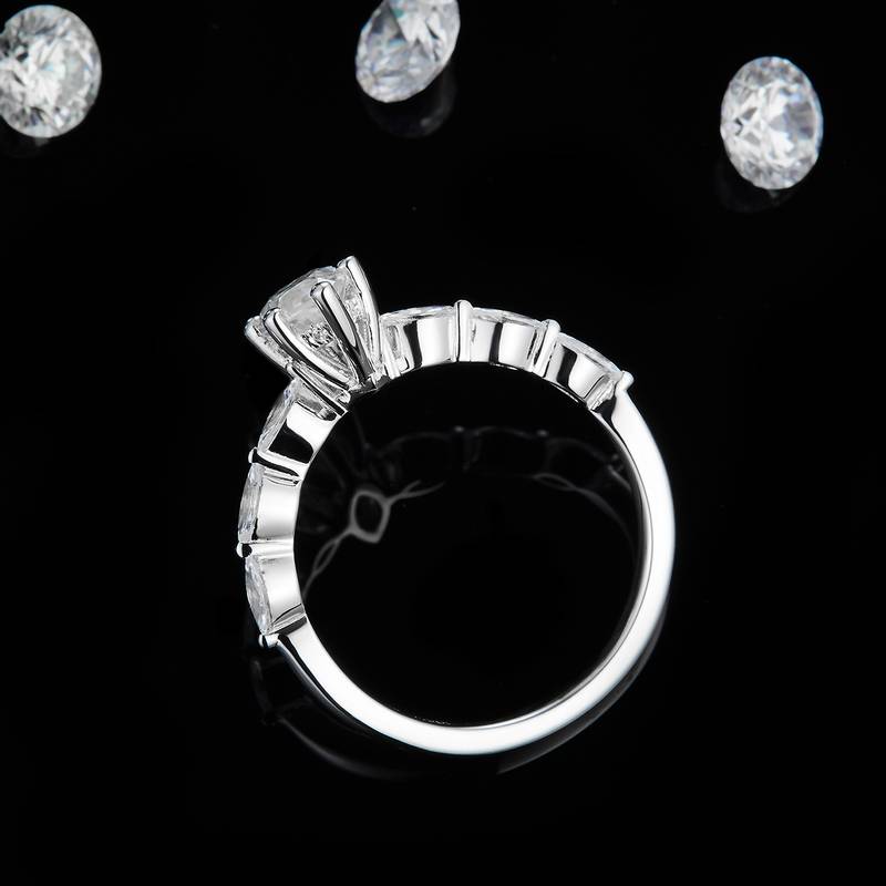 马眼钻女戒S925银镀白金定制选款主石莫桑钻1.0ct/副石高碳钻