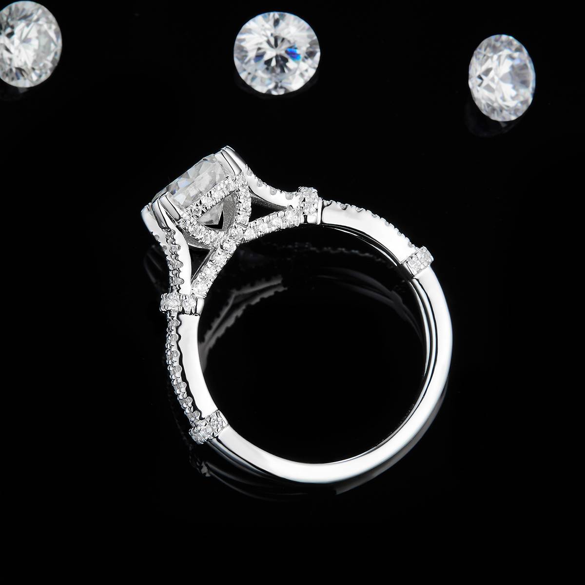 蛋形钻女戒S925银镀白金定制选款主石莫桑钻2.0ct/副石高碳钻