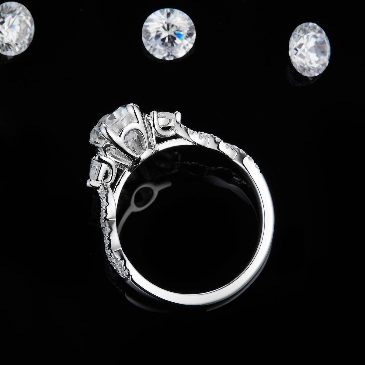 Twisted Arm Oval Diamond Women's Ring S925 Silver Plated Platinum Customized Selection Main Stone Moissanite 2.0ct/Side Stone Cubic Zirconia