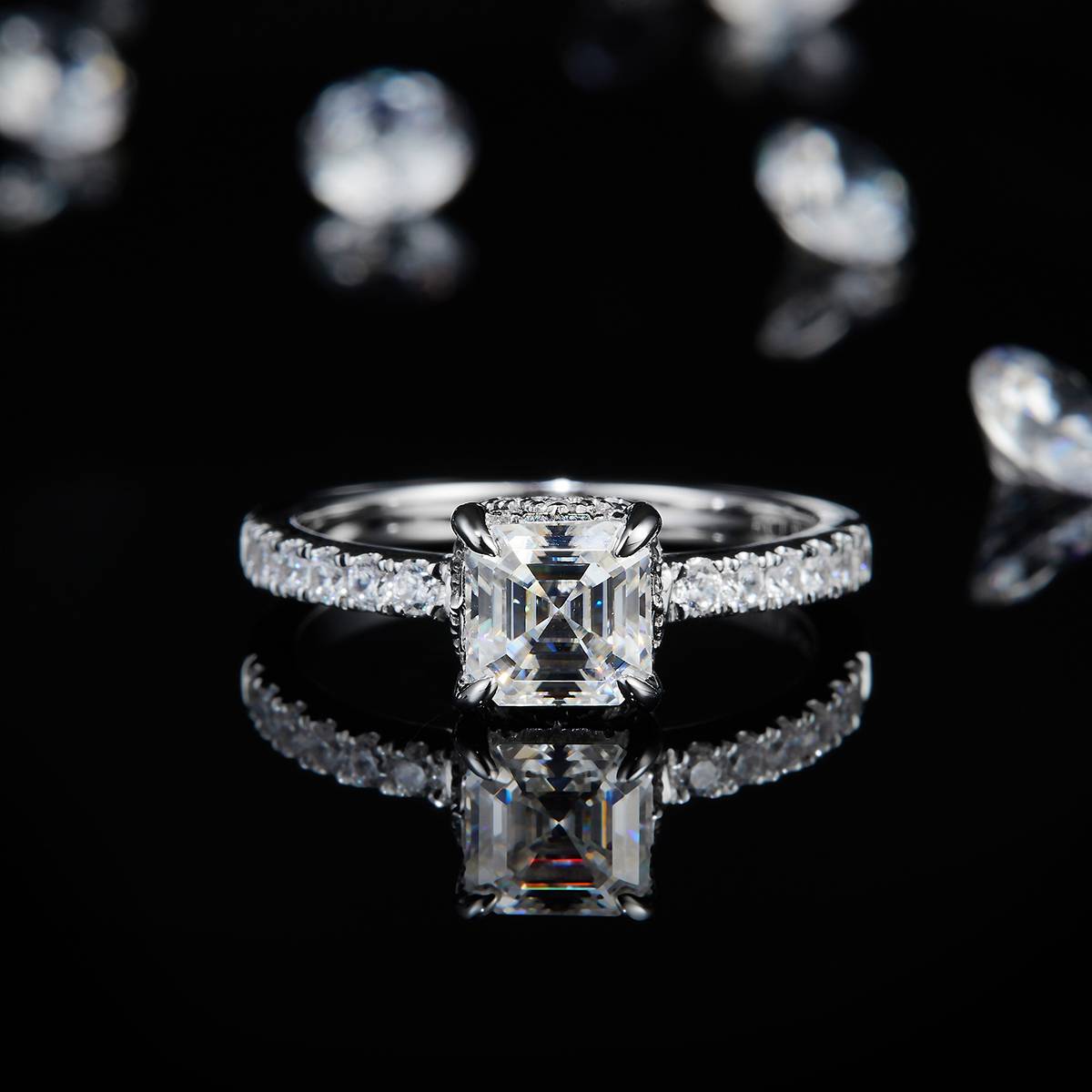 Micro inlaid square diamond women's ring S925 silver plated platinum custom selection main stone Moissanite 1.0ct/Side Stone Cubic Zirconia