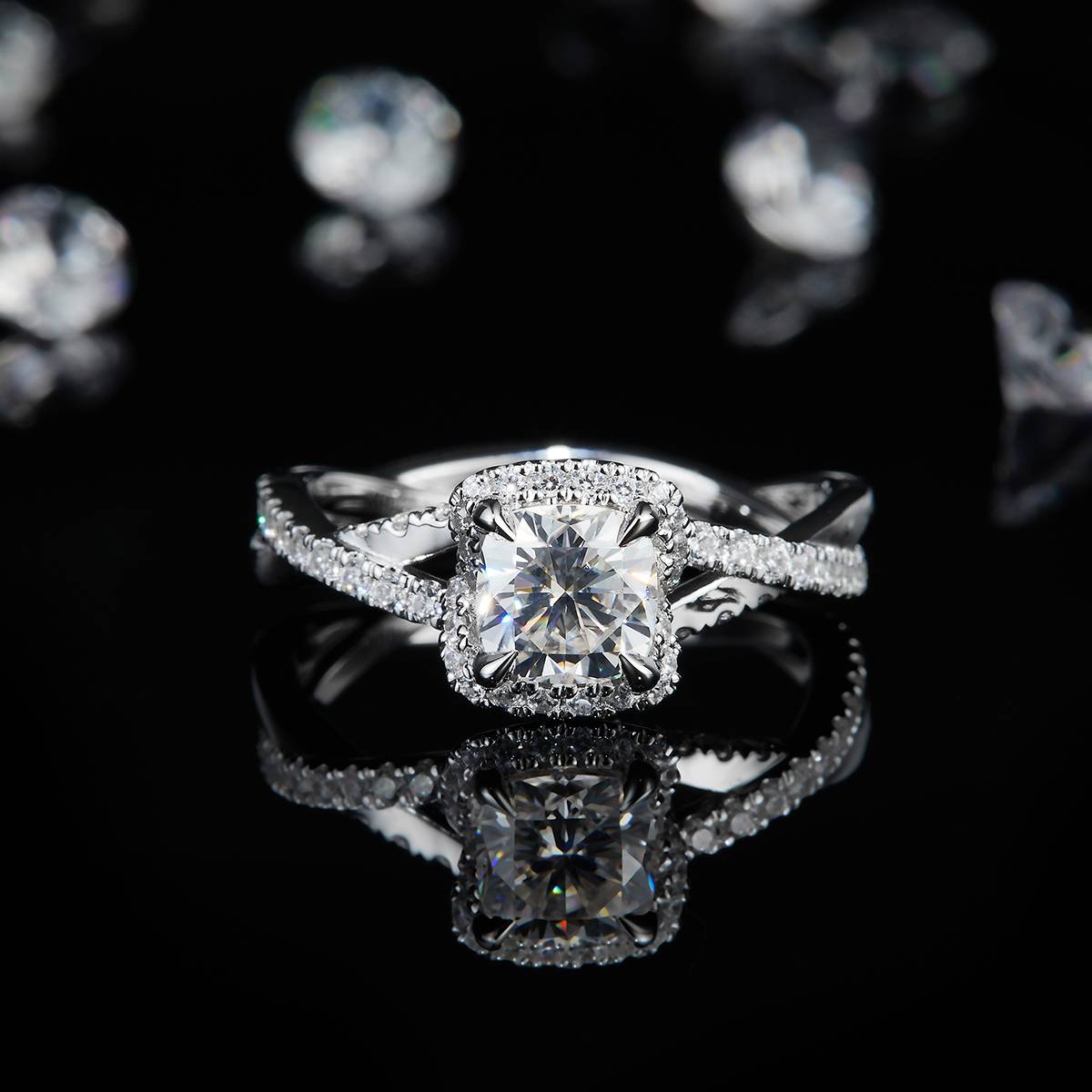 Double Twisted Arm Cushion Diamond Women's Ring S925 Silver Plated Platinum Customized Selection Main Stone Moissanite 1.0ct/Side Stone Cubic Zirconia