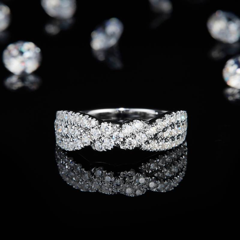 Affordable Luxury排戒S925银镀白金Women's Ring定制选款副石Moissanite0.76ct