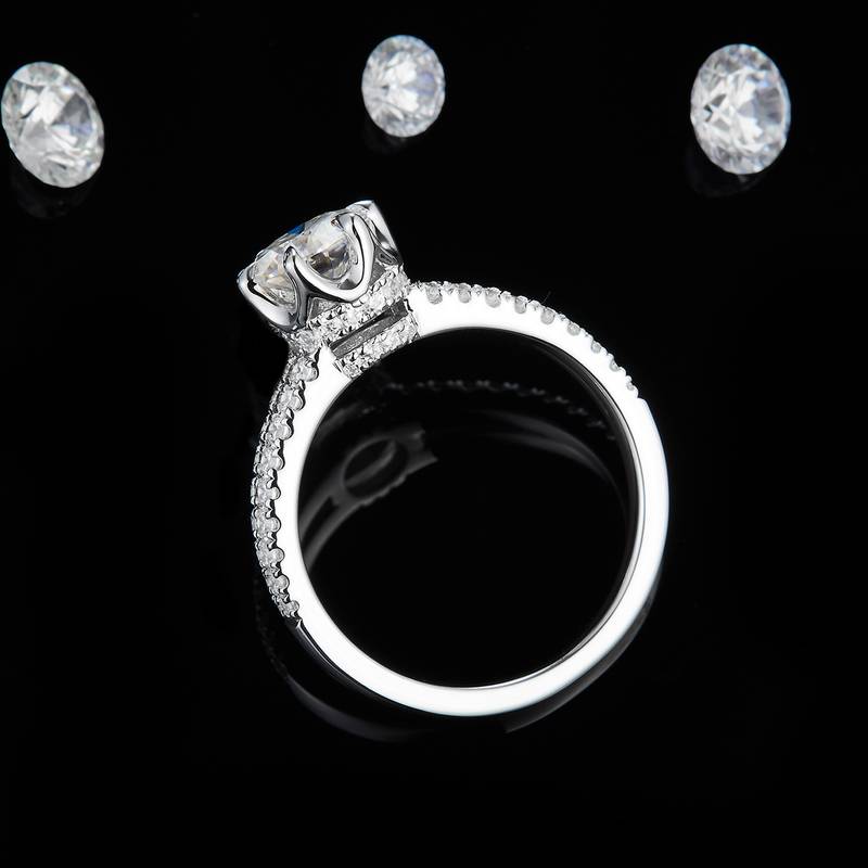 Affordable Luxury六爪Women's RingS925银镀白金定制选款主石Moissanite1.0ct/副石高碳钻