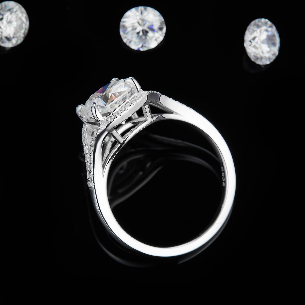 Y-shaped Cushion Diamond Women's Ring S925 Silver Plated Platinum Customized Selection Main Stone Moissanite 2.5ct/Side Stone Cubic Zirconia