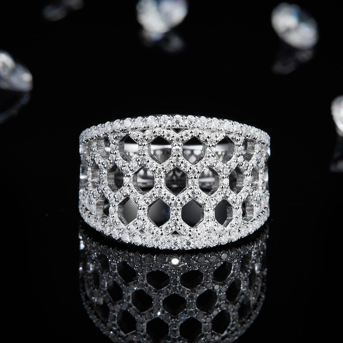Light luxury full diamond lined ring S925 silver plated platinum women's ring custom selection Side Stone Moissanite 0.95ct
