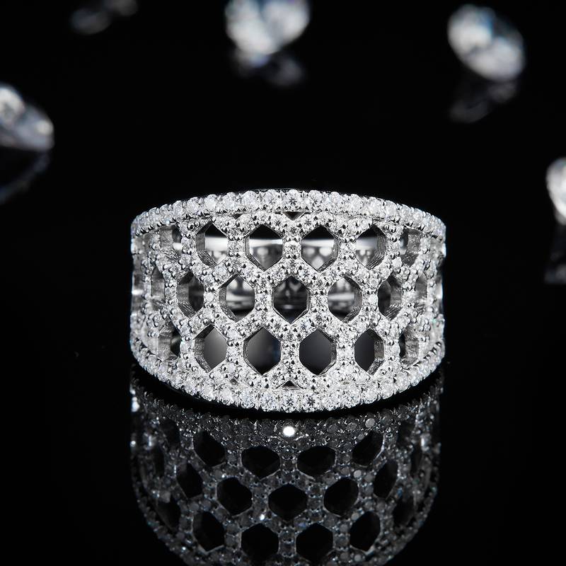 Affordable Luxury满钻排戒S925银镀白金Women's Ring定制选款副石Moissanite0.95ct