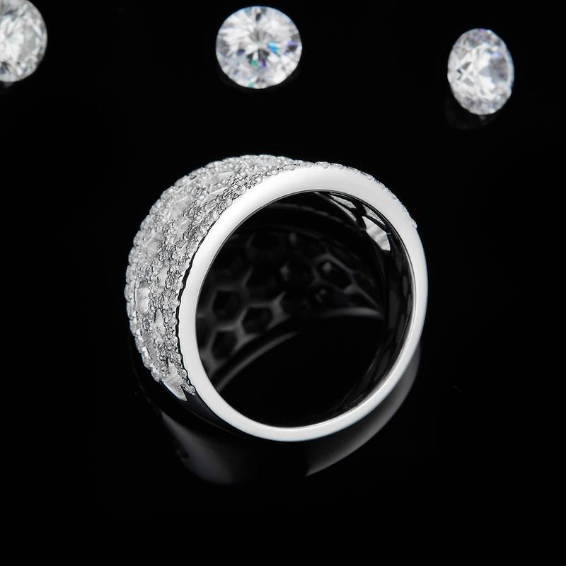 Affordable Luxury满钻排戒S925银镀白金Women's Ring定制选款副石Moissanite0.95ct