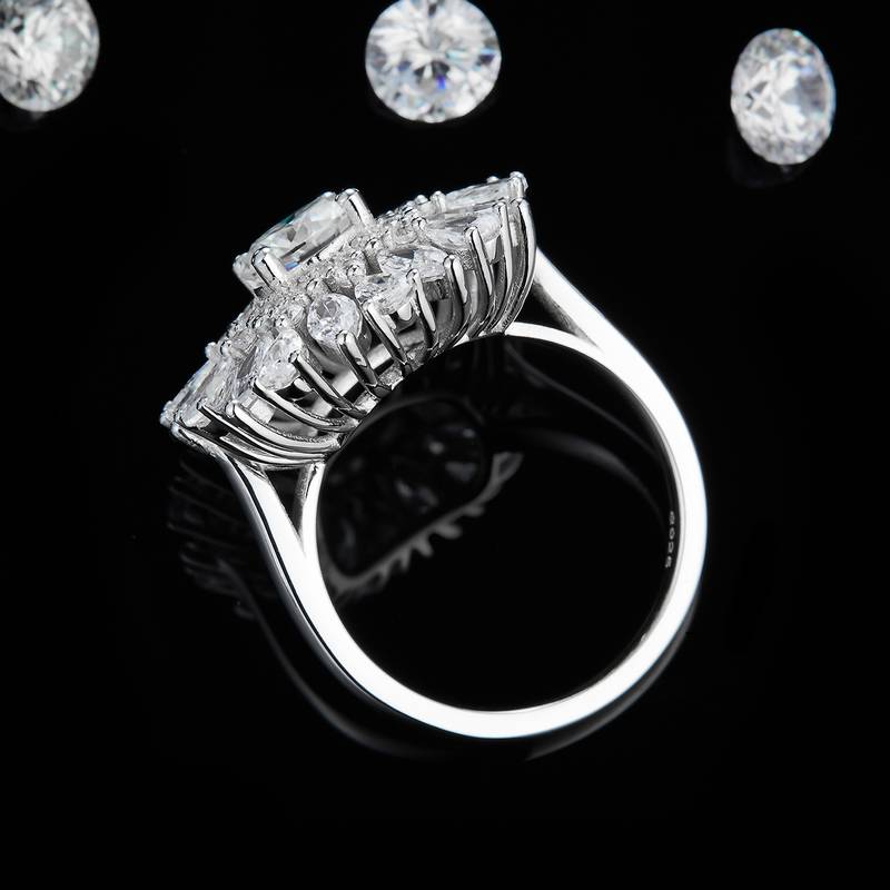 豪华款梨形小钻微镶圆钻Women's RingS925银镀白金定制选款主石Moissanite1.0ct/副石高碳钻
