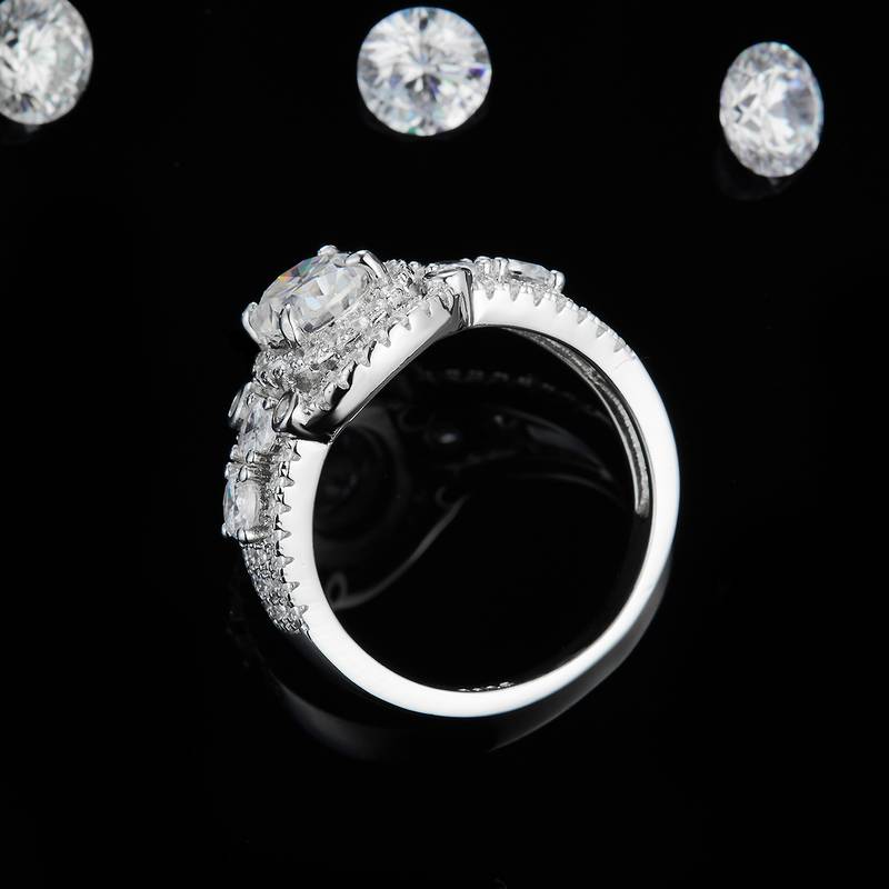 Affordable Luxury蛋形钻Women's RingS925银镀白金定制选款主石Moissanite1.5ct/副石高碳钻