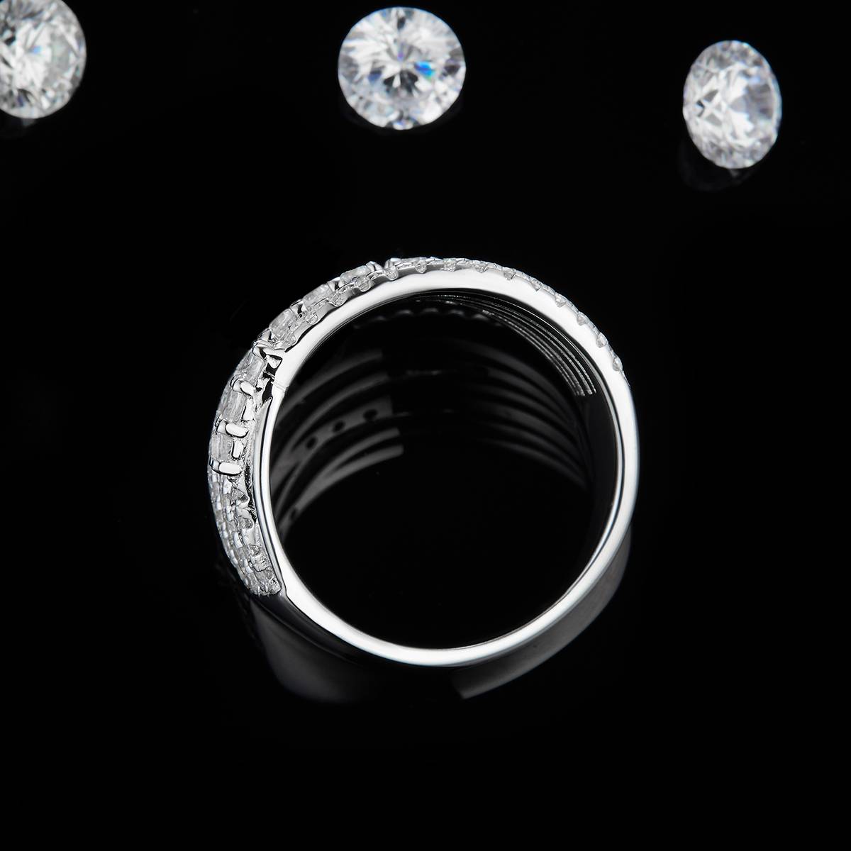 Fashion Women's Ring S925 Silver Plated 18White Gold Custom Selection Side Stone Moissanite 0.93ct