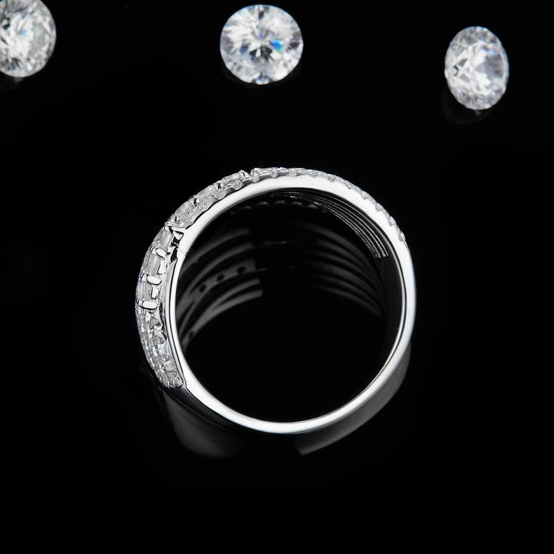 FashionWomen's RingS925银镀18K白金定制选款副石Moissanite0.93ct
