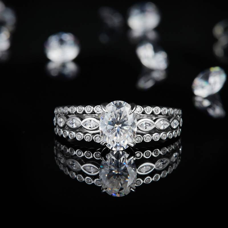 Affordable Luxury蛋形钻Women's RingS925银镀18K白金定制选款主石Moissanite1.5ct/副石高碳钻