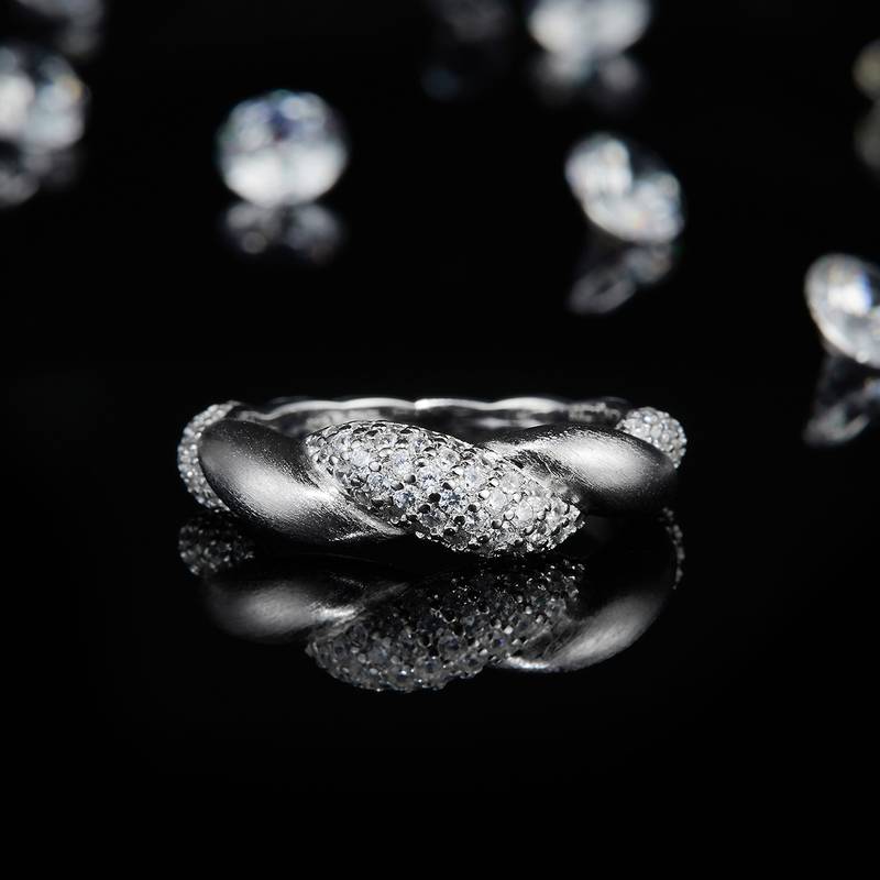 双臂互扭排戒Women's RingS925银镀18K白金定制选款副石Moissanite0.76ct