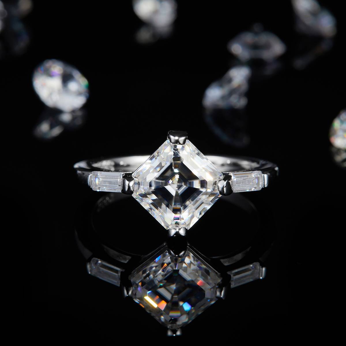 Square Diamond Women's Ring S925 Silver Plated 18White Gold Customized Selection Main Stone Moissanite 2.5ct/Side Stone Cubic Zirconia