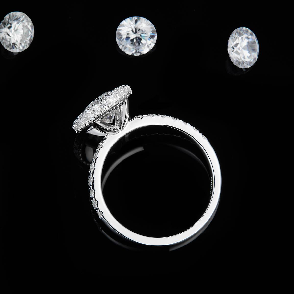 Deluxe Round Bag Oval Women's Ring S925 Silver Plated 18White Gold Customized Selection Main Stone Moissanite 2.0ct/Side Stone Cubic Zirconia