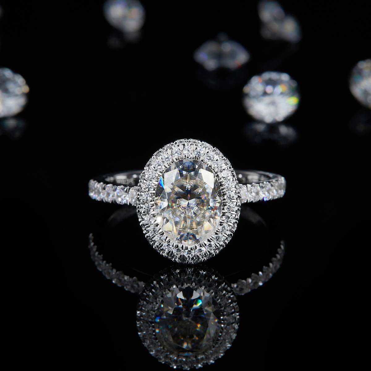 Deluxe Round Bag Oval Women's Ring S925 Silver Plated 18White Gold Customized Selection Main Stone Moissanite 2.0ct/Side Stone Cubic Zirconia
