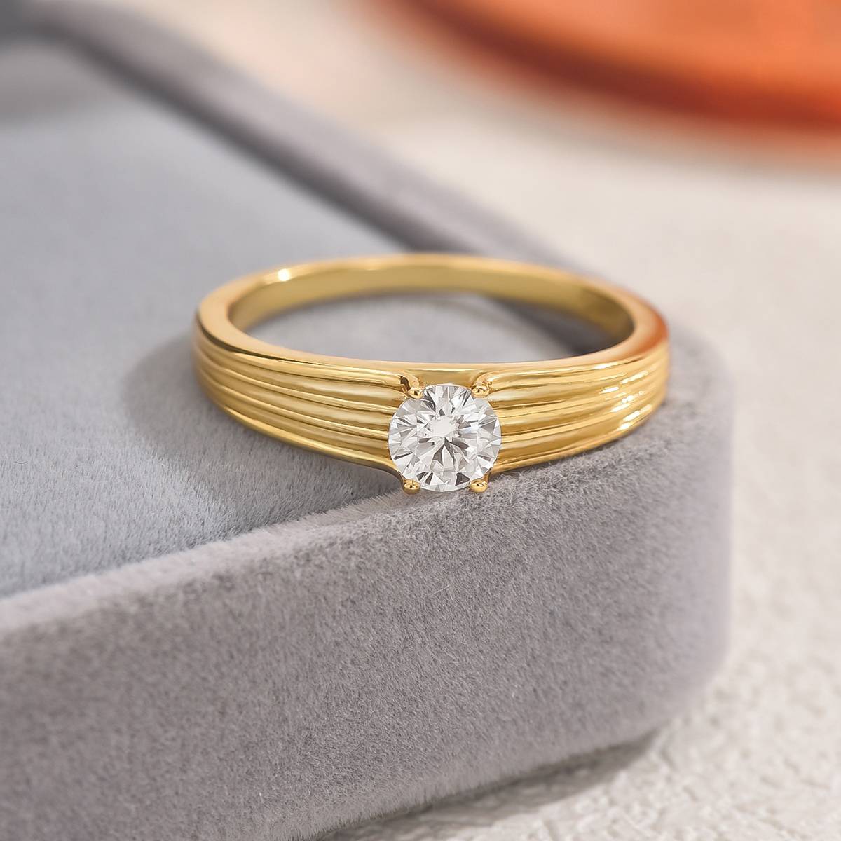 MR0037款S925银镀18K黄金圆形MoissaniteWomen's Ring0.5ct