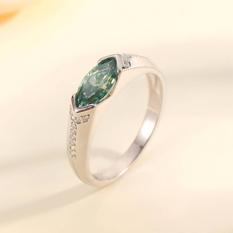 MR0045款S925银镀18K白金绿色马眼形MoissaniteWomen's Ring1.0ct