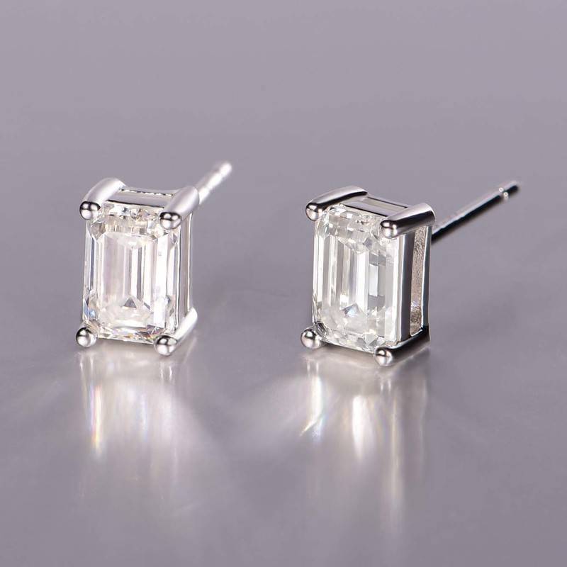 ME0018款S925银镀18K白金祖母绿切割耳钉莫桑钻1.6/2.0CT