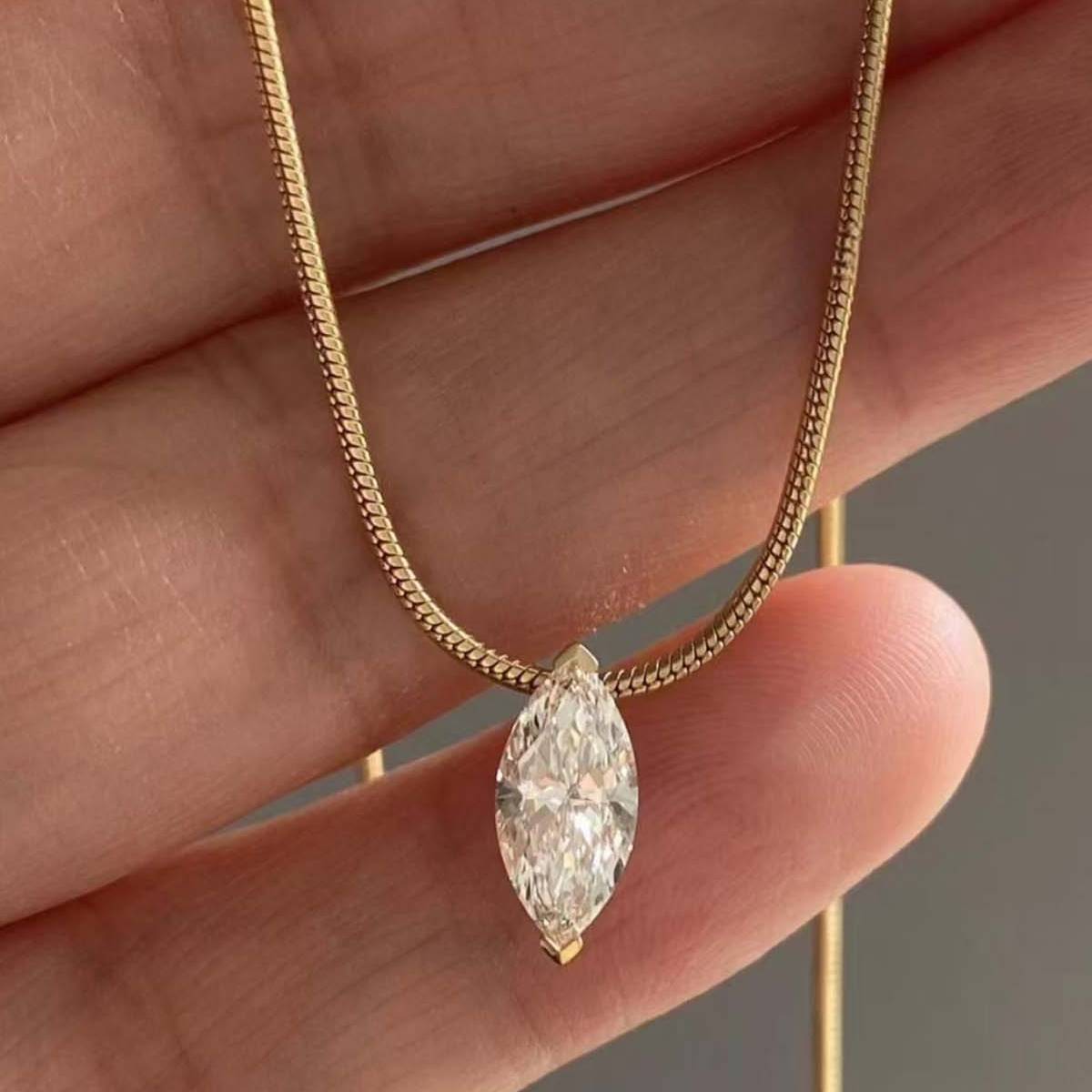 MP0019款S925银镀18K金马眼形切割MoissanitePendant1.0ct