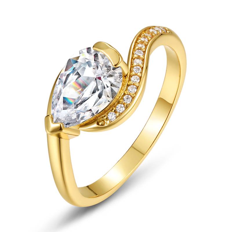 MR0070款S925银镀18K黄金水滴形莫桑钻女戒1.5CT