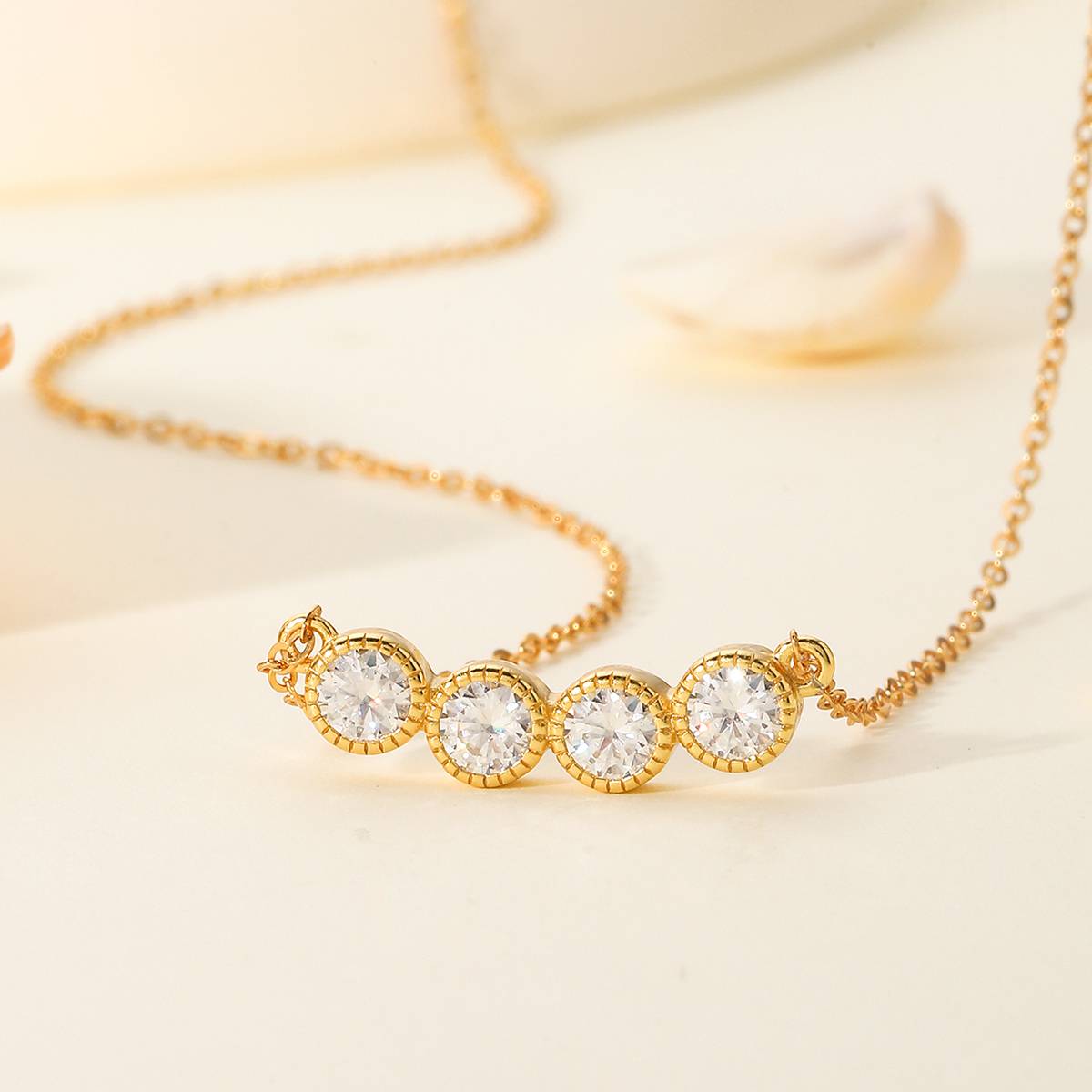 MP0013款S925银镀18K黄金莫桑钻吊坠1.2CT