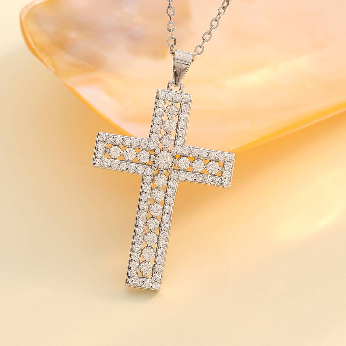 MP0015款S925银镀18K白金Moissanite十字架Pendant0.38ct