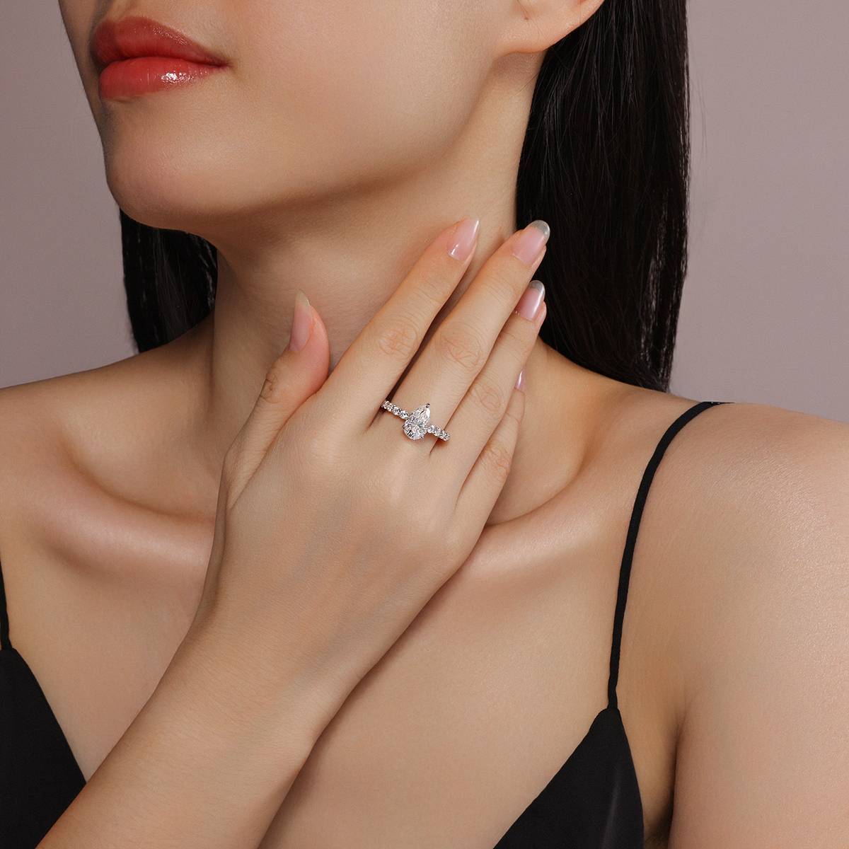 R15295款S925银镀18K白金Women's Ring梨形Moissanite3.0ct