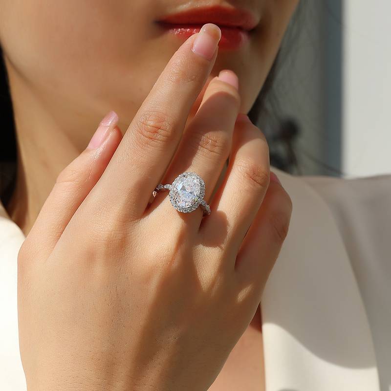 R15324款S925银镀18K白金女戒旦形莫桑钻4.5CT
