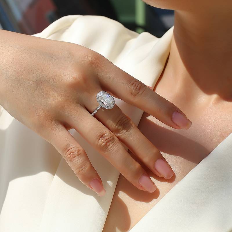 R15324款S925银镀18K白金女戒旦形莫桑钻4.5CT