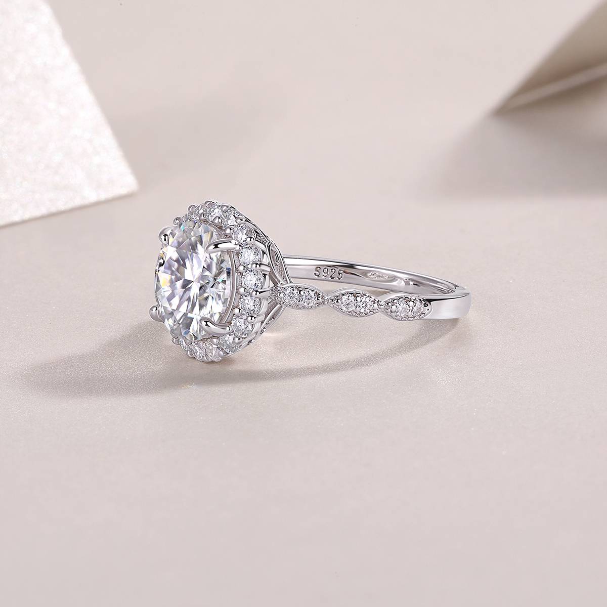 R15322款S925银镀18K白金Women's Ring圆形Moissanite3.0ct