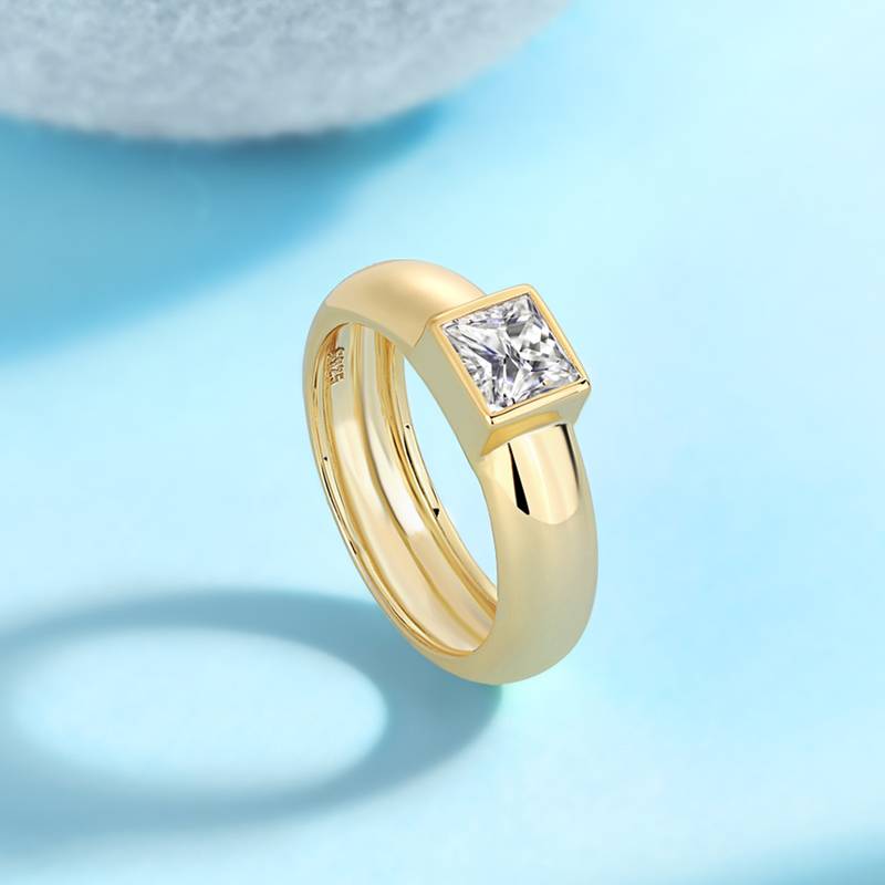 R14697款S925银镀18K黄金公主方MoissaniteWomen's Ring1.0ct