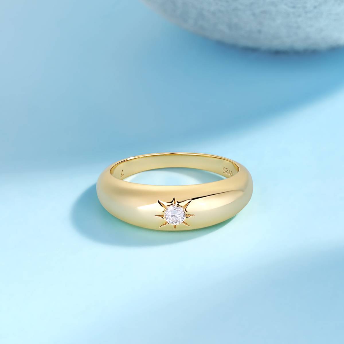 R14694款S925银镀18K黄金圆形MoissaniteWomen's Ring0.1ct