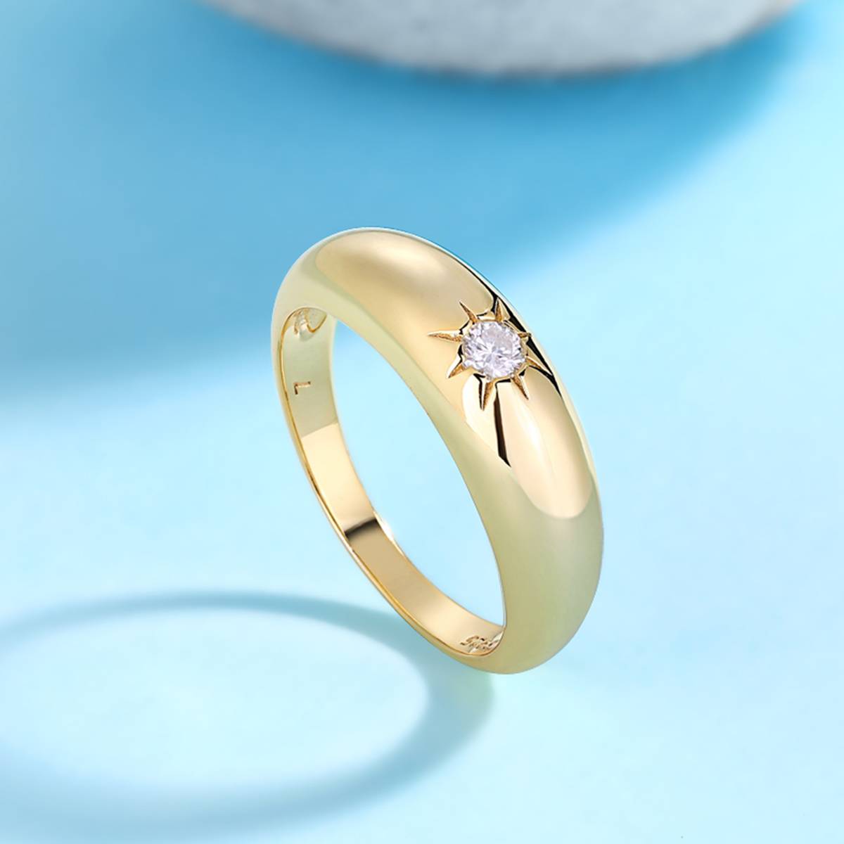R14694款S925银镀18K黄金圆形MoissaniteWomen's Ring0.1ct