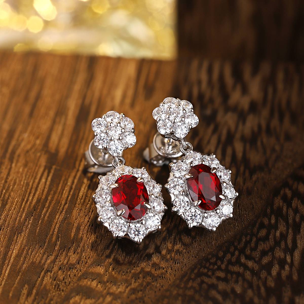 E030款S925银镀18K白金蛋形培育彩宝Stud Earring5*7mmmm/2.32ct