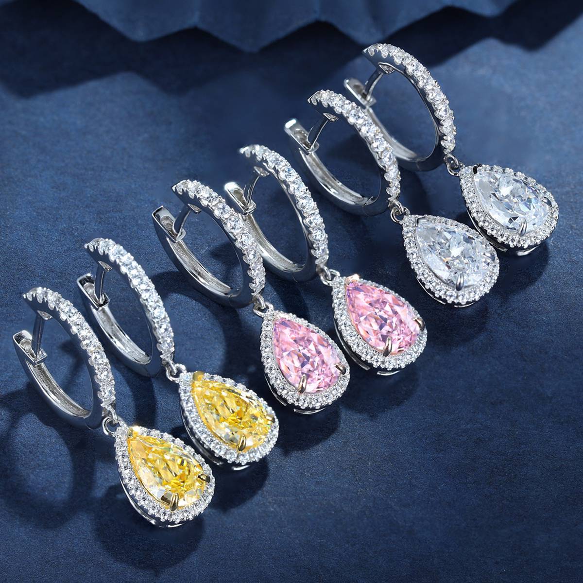 EPS92030款S925银镀18K白金水滴形培育帕拉伊巴耳环5.5*8mm.5mm/3.08ct