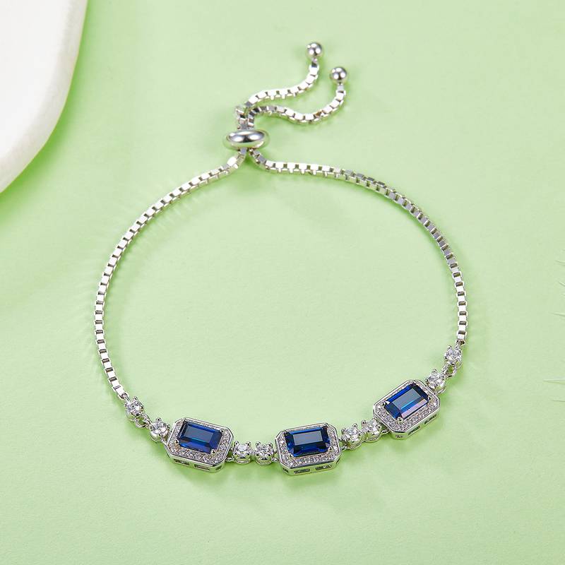 B2020428款S925银镀18K白金培育彩宝Bracelet1.4ct
