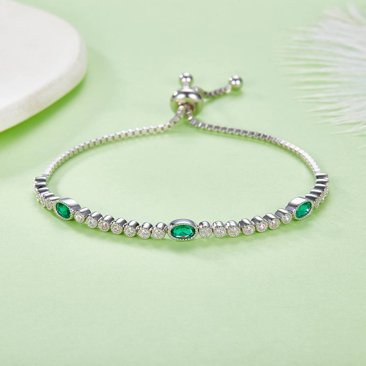 B1917989款S925银镀18K白金蛋形形培育祖母绿Bracelet0.75ct